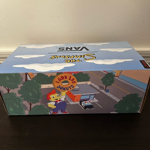Simpsons x Vans ComfyCush Slip-ons Brand New with tag in box size 10.5 - Picture 6 of 9